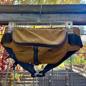 Janji Multipass Sling Bag